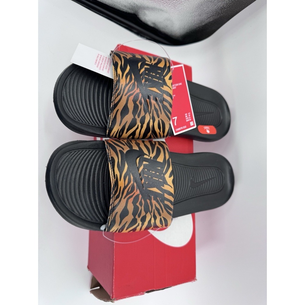 Nike Victori One Slides Sandals CN9676-010 Animal Print Women's New Size 7 Box - Picture 6 of 6